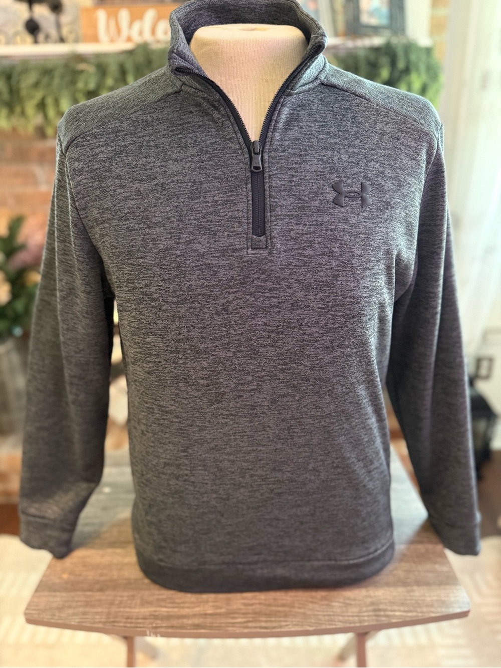 Under Armour Men’s Medium Gray Quarter Zip Pullover Loose Fit Athletic Golf